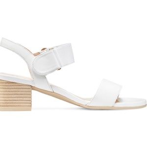 NWB Stuart Weitzman Shaila 50 Sandals
